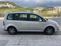 Usado VW Touran 105 CV (77 kW) 2008 Gris / plata Monovolumen