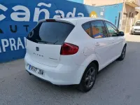 Usado Seat Altea Ecomotive 105 CV (77 kW) 2014 Blanco Monovolumen