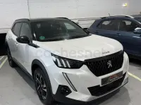 Usado Peugeot 2008 GT 130 CV (95 kW) 2022 Blanco SUV