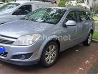 Usado Opel Astra Cosmo 100 CV (73 kW) 2009 Gris / plata Berlina
