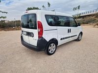 Usado Opel Combo Expression 90 CV (66 kW) 2015 Blanco Monovolumen