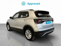 Usado VW T-Cross Advance 110 CV (80 kW) 2023 Gris / plata SUV