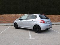 Usado Peugeot 208 Active 82 CV (60 kW) 2014 Gris / plata Utilitario