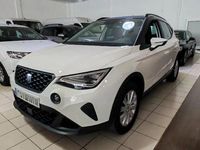 Usado Seat Arona Style 116 CV (85 kW) 2025 Blanco + techo gris magnetic SUV
