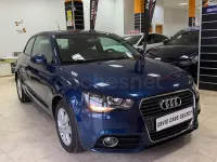 Usado Audi A1 Attraction 105 CV (77 kW) 2012 Azul Utilitario