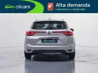 Usado Renault Mégane GrandTour Zen 140 CV (102 kW) 2022 Gris Familiar