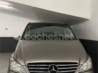 Usado Mercedes Viano 150 CV (110 kW) 2010 Gris / plata Monovolumen