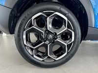 Usado Citroën C3 100 CV (73 kW) 2025 Azul brillante Utilitario