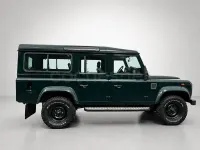 Usado Land Rover Defender 122 CV (89 kW) 2012 Verde Familiar