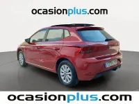 Usado Seat Ibiza Style 110 CV (80 kW) 2022 Rojo Utilitario