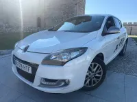 Usado Renault Mégane III Bose Edition 110 CV (80 kW) 2013 Blanco Berlina