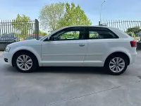 Usado Audi A3 Attraction 105 CV (77 kW) 2011 Blanco Utilitario