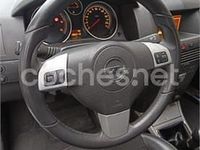 Usado Opel Astra Cosmo 120 CV (88 kW) 2005 Negro Berlina