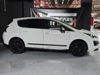 Usado Peugeot 3008 131 CV (96 kW) 2016 Blanco Berlina