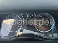 Usado Peugeot 307 90 CV (66 kW) 2003 Gris / plata Berlina