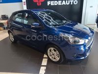Usado Ford Ka Plus Ultimate 85 CV (62 kW) 2017 Azul Utilitario