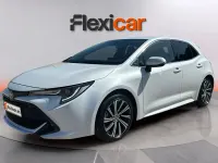 Usado Toyota Corolla Active 140 CV (102 kW) 2023 Blanco Berlina