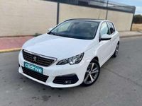 Usado Peugeot 308 Allure 120 CV (88 kW) 2017 Blanco Utilitario