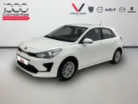 Käytetty Kia Rio 84 HP (61 kW) 2021 Valkoinen Viistoperä