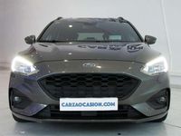 Usado Ford Focus ST-Line 125 CV (91 kW) 2020 Gris Utilitario