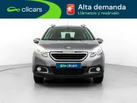 Usado Peugeot 2008 Active 110 CV (80 kW) 2015 Gris SUV