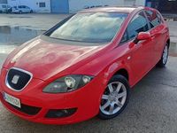Usado Seat Leon 100 CV (73 kW) 2005 Rojo Utilitario