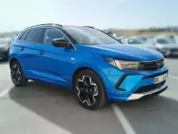 Usado Opel Grandland X Ultimate 131 CV (96 kW) 2022 Azul SUV