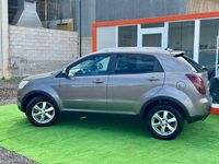 Usado Ssangyong (KGM) Korando Limited 149 CV (109 kW) 2014 Marrón SUV