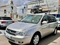 Usado Kia Carnival EX 185 CV (136 kW) 2006 Gris / plata Monovolumen