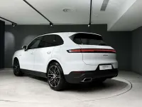 Usado Porsche Cayenne 470 CV (345 kW) 2024 Blanco SUV