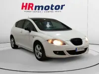Usado Seat Leon Reference 102 CV (75 kW) 2007 Negro Utilitario