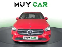 Usado Mercedes B180 116 CV (85 kW) 2020 Rojo Utilitario