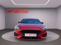 Usado Ford Focus ST-Line 125 CV (91 kW) 2019 Rojo Utilitario