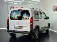 Usado Peugeot Rifter Allure 100 CV (73 kW) 2022 Blanco Monovolumen