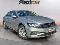 Usado VW Passat 122 CV (89 kW) 2020 Gris Berlina