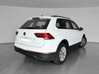Usado VW Tiguan Edition 130 CV (95 kW) 2021 Blanco puro SUV