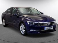 Usado VW Passat Advance 120 CV (88 kW) 2019 Azul Berlina