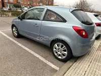 Usado Opel Corsa Enjoy 90 CV (66 kW) 2007 Gris / plata Utilitario