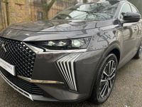 Usado DS Automobiles DS7 Crossback Rivoli 130 CV (95 kW) 2023 Gris / plata SUV