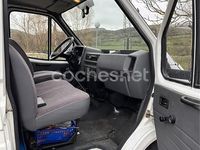Usado Ford Transit 109 CV (80 kW) 1990 Blanco Familiar