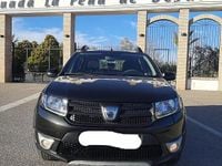 Usado Dacia Sandero Lauréate 90 CV (66 kW) 2016 Negro