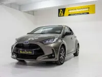 Usado Toyota Yaris Plus 116 CV (85 kW) 2021 Beige Utilitario