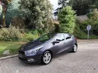 Usado Kia Ceed 90 CV (66 kW) 2012 Negro Utilitario