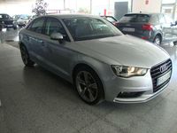 Usado Audi A3 110 CV (80 kW) 2014 Plateado Berlina