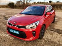 Usado Kia Rio 84 CV (61 kW) 2020 Rojo Utilitario