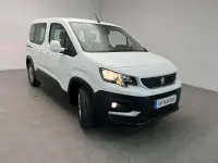 Usado Peugeot Rifter Active 100 CV (73 kW) 2019 Blanco Monovolumen