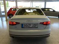 Usado Audi A4 S-Line 150 CV (110 kW) 2017 Blanco Berlina