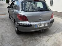 Usado Peugeot 307 110 CV (80 kW) 2002 Gris / plata Berlina