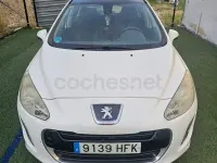 Usado Peugeot 308 Allure 156 CV (114 kW) 2011 Blanco Berlina