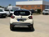 Usado Renault Captur Zen 91 CV (66 kW) 2019 Beige SUV